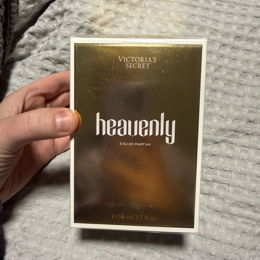 Victoria's Secret Heavenly Eau de Parfum - Gold and White